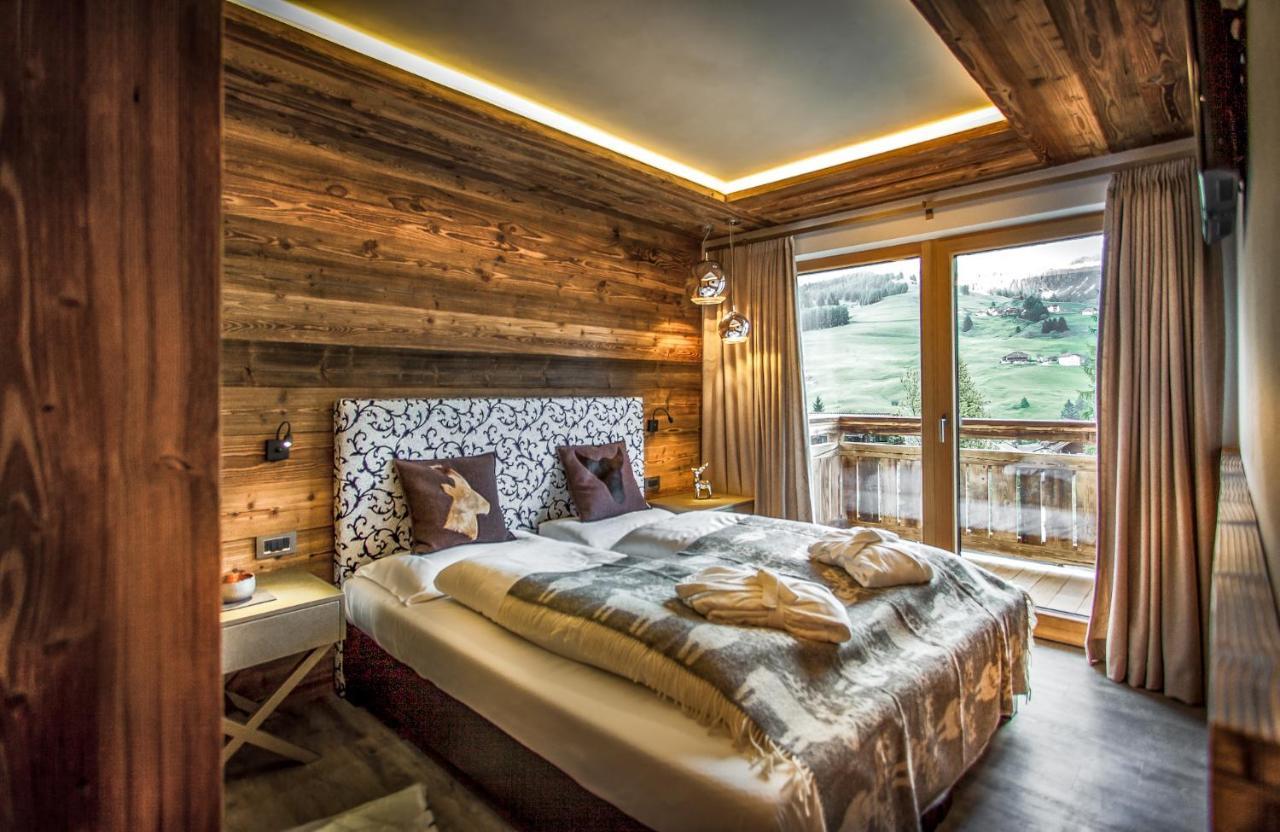 Chalet Stefan - Apartments La Villa  Eksteriør bilde
