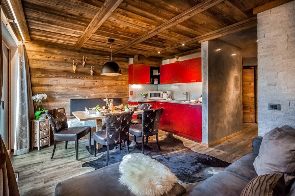 Chalet Stefan - Apartments La Villa  Eksteriør bilde